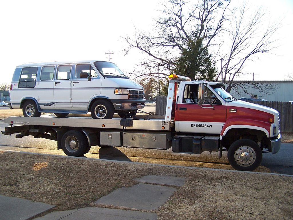 Three Mistakes You Must Avoid When Hiring a Towing Company